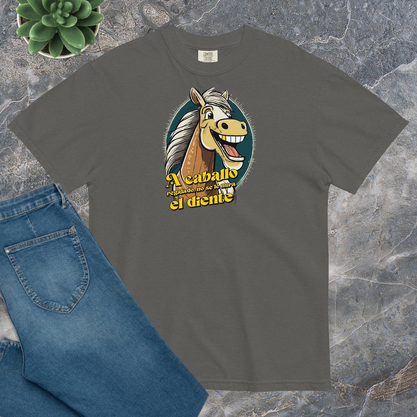 Camiseta Confort Unisex A - A Caballo regalado no se le mira el diente